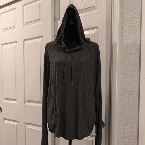 Old Navy Active Breathe On Womens XL Gray Lightweight Hooded Athletic Top - Picture 6 of 9